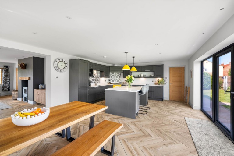 Images for Grassthorpe Road, Normanton-On-Trent, Newark