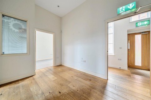 Click the photo for more details of Dean Clarke Gardens, Exeter