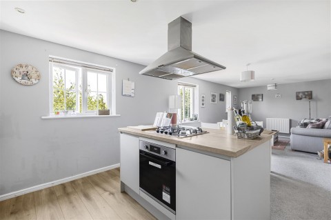 Click the photo for more details of Crabtrees, Saffron Walden