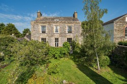 Images for 23 Silver Street, Buckfastleigh