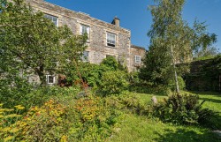 Images for 23 Silver Street, Buckfastleigh