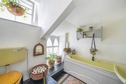 Images for 23 Silver Street, Buckfastleigh