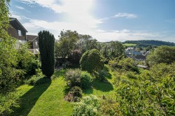 Images for 23 Silver Street, Buckfastleigh