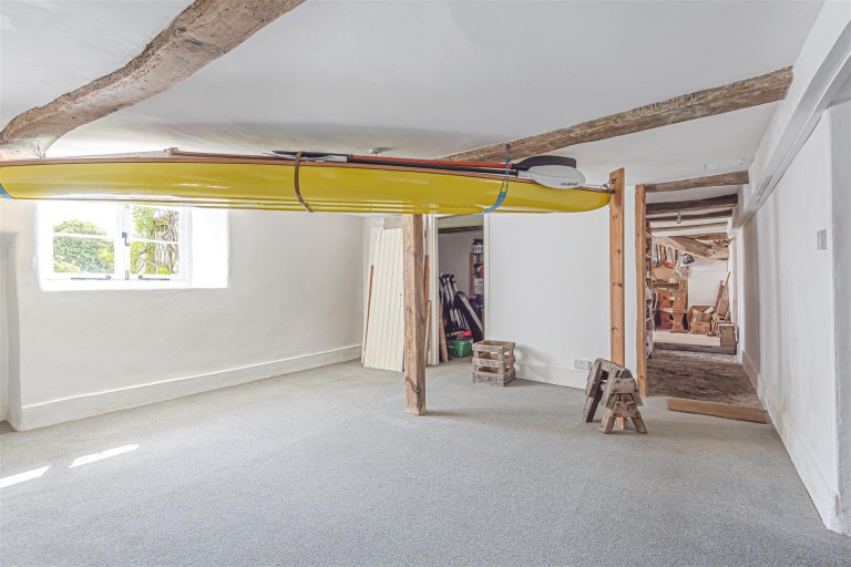 Images for 23 Silver Street, Buckfastleigh
