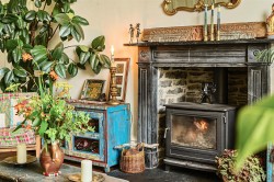 Images for 23 Silver Street, Buckfastleigh
