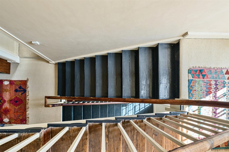 Images for 23 Silver Street, Buckfastleigh