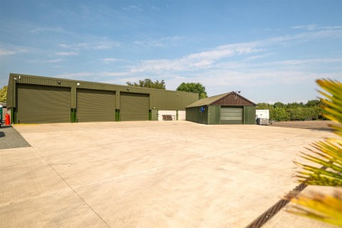 Click the photo for more details of Grassthorpe Road, Normanton-On-Trent, Newark