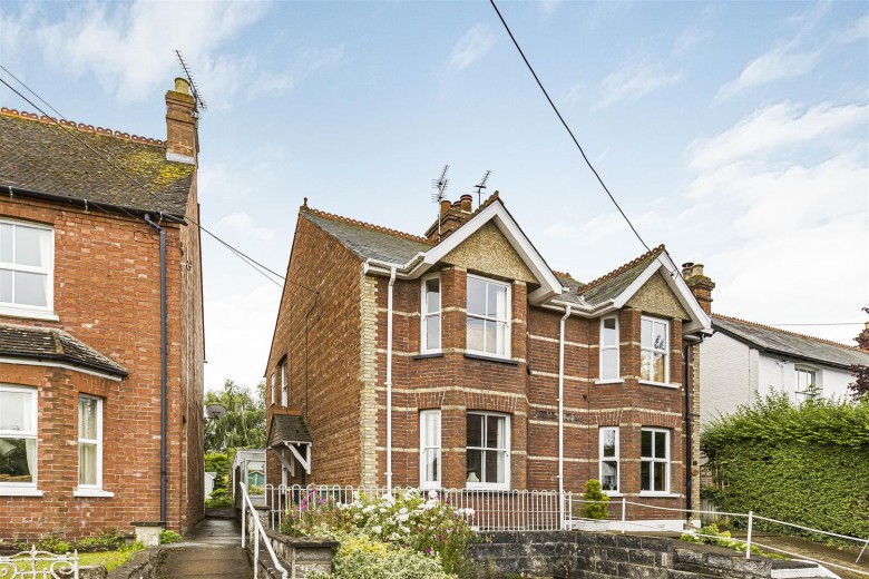 Click the photo for more details of Gorwell, Watlington