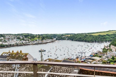 Click the photo for more details of St. Saviours Hill, Polruan, Fowey