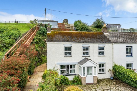 Click the photo for more details of St. Saviours Hill, Polruan, Fowey