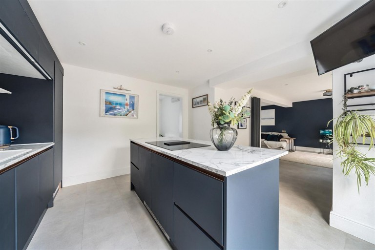 Images for Mantle Street, Wellington