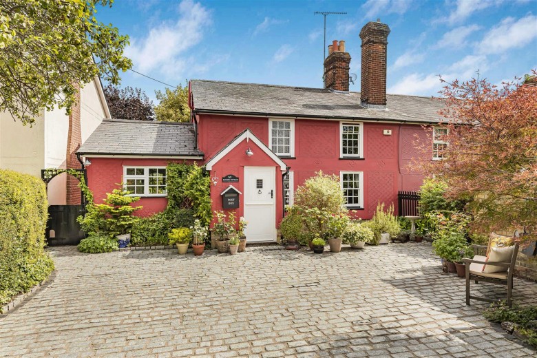 Click the photo for more details of Cole End Lane, Sewards End, Saffron Walden