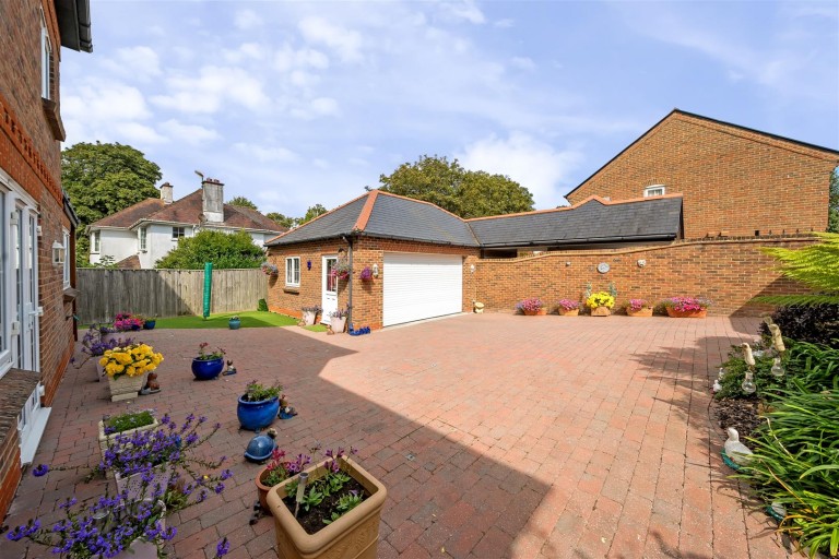 Images for Yew Tree Close, Weymouth