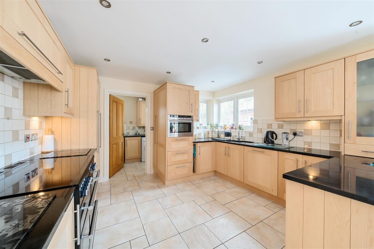 Images for Yew Tree Close, Weymouth