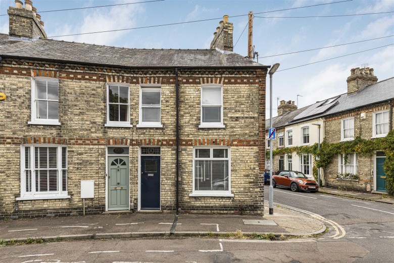 Click the photo for more details of Argyle Street, Cambridge