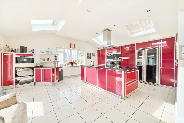 Images for Shuteleigh, Wellington