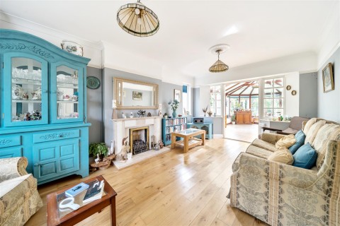 Click the photo for more details of Shuteleigh, Wellington