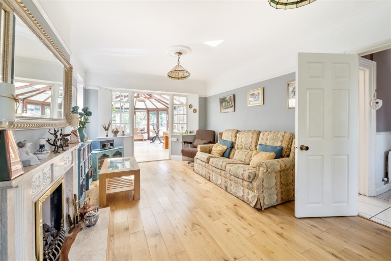 Images for Shuteleigh, Wellington