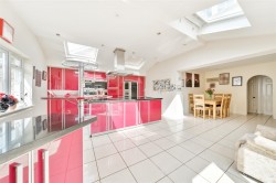 Images for Shuteleigh, Wellington