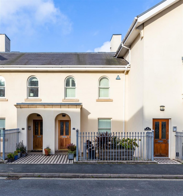 Images for Yvery Court, Castle Road, Cowes