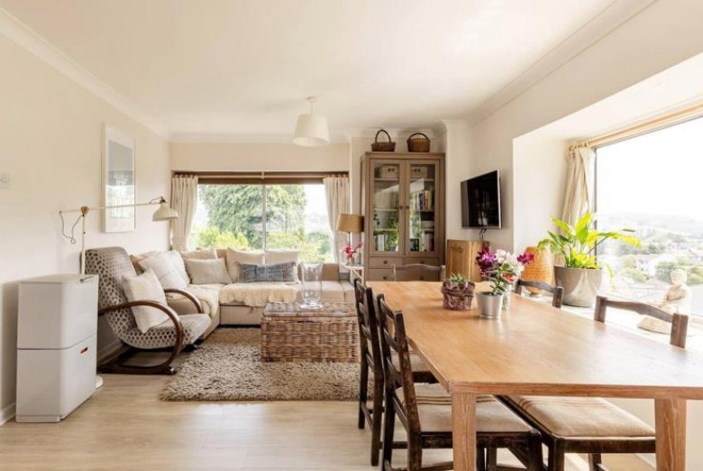 Click the photo for more details of The Grove, Totnes