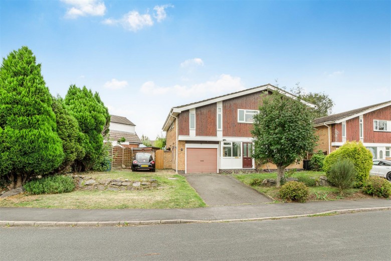 Click the photo for more details of Pennine Way, Ashby-De-La-Zouch, LE65