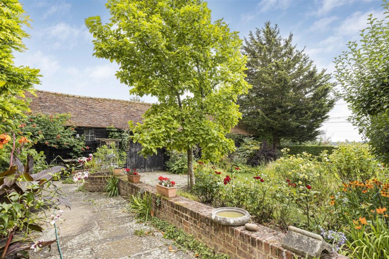 Images for Ollivers Farm, Yeldham Road, Toppesfield, Halstead