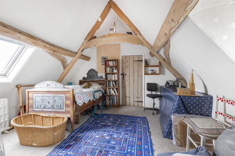 Images for Ollivers Farm, Yeldham Road, Toppesfield, Halstead
