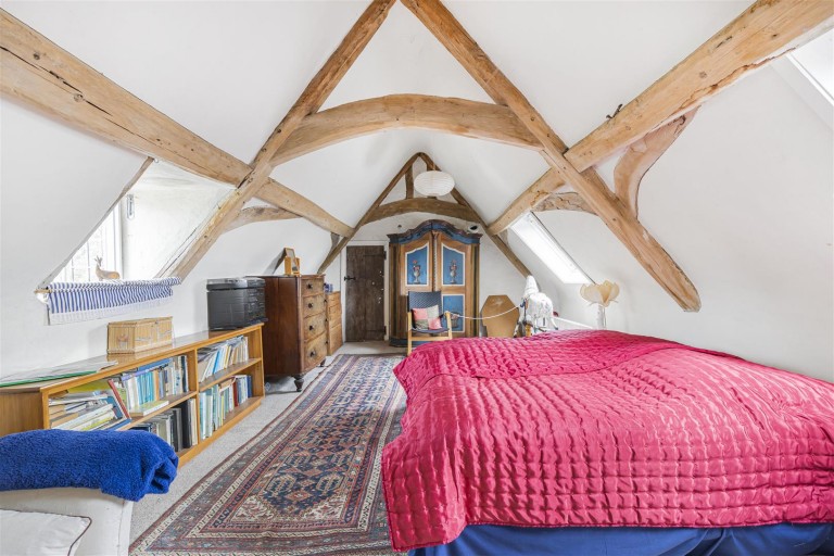 Images for Ollivers Farm, Yeldham Road, Toppesfield, Halstead