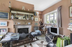 Images for Ollivers Farm, Yeldham Road, Toppesfield, Halstead