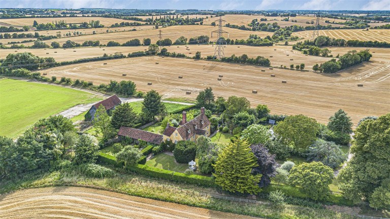 Images for Ollivers Farm, Yeldham Road, Toppesfield, Halstead