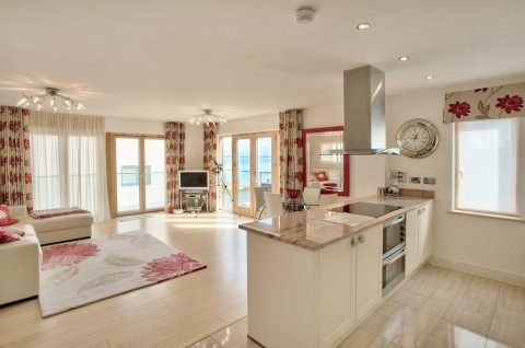 Click the photo for more details of Cowes, Isle of Wight