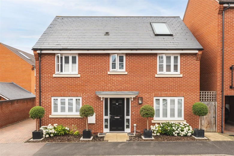 Click the photo for more details of Allard Way, Saffron Walden