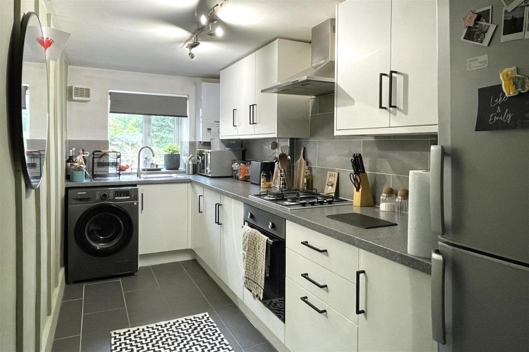 Images for Rockwell Green, Wellington
