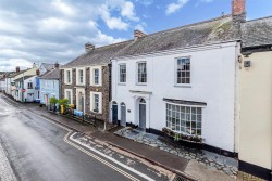 Images for The Square, Hartland, Bideford