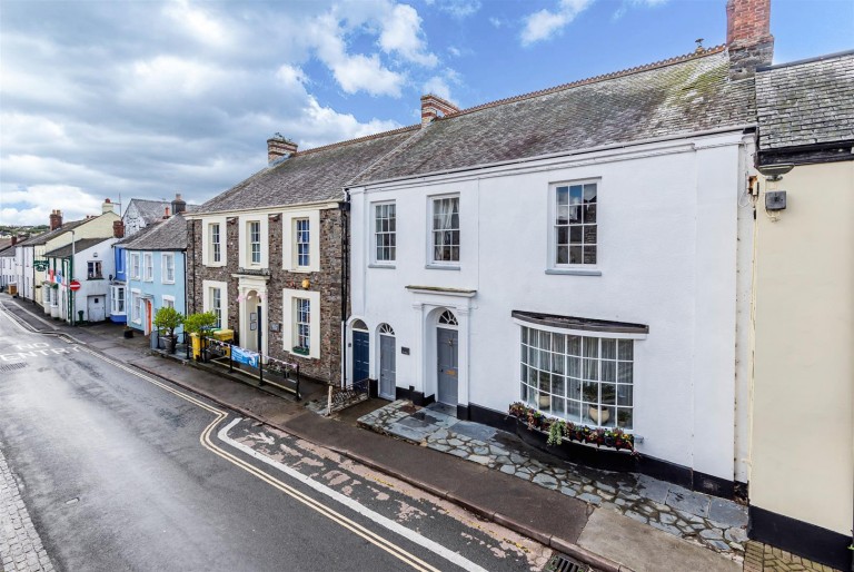 Images for The Square, Hartland, Bideford