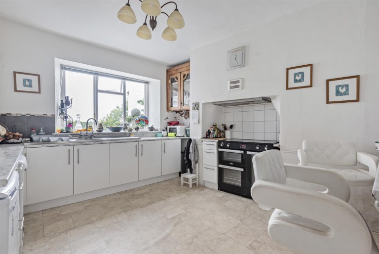 Images for The Square, Hartland, Bideford