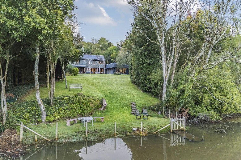 Click the photo for more details of Landulph, Saltash