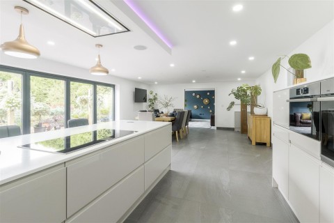 Click the photo for more details of 6 Shilton Lane, Bulkington, CV12
