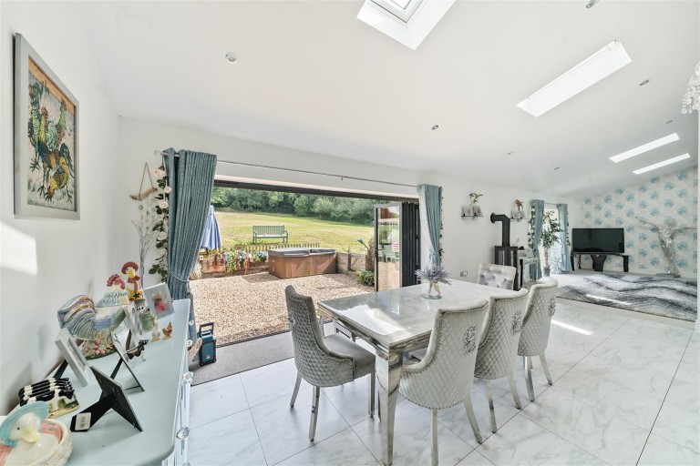 Images for Jubilee Hill, Woodlands, Wimborne