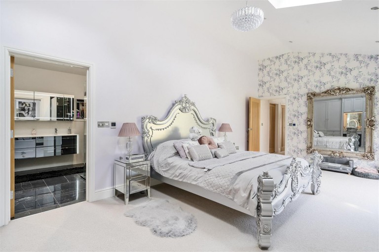 Images for Jubilee Hill, Woodlands, Wimborne