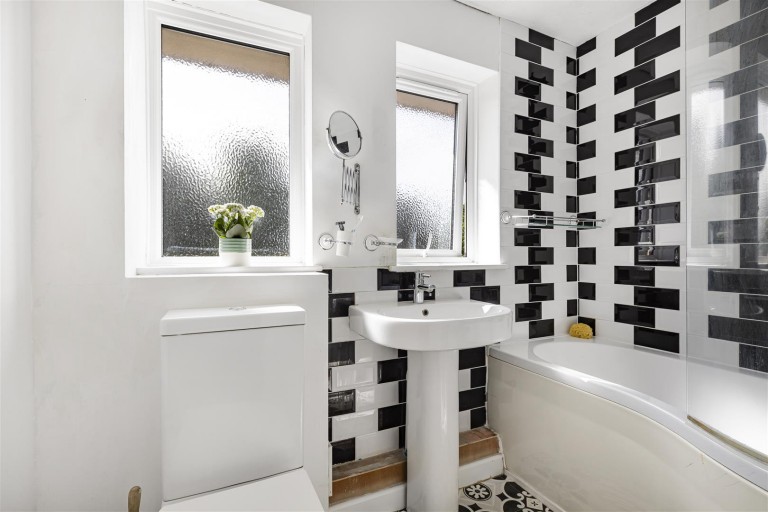 Images for Resbury Close, Sawston