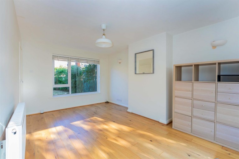 Images for Wilson Avenue, Henley-On-Thames