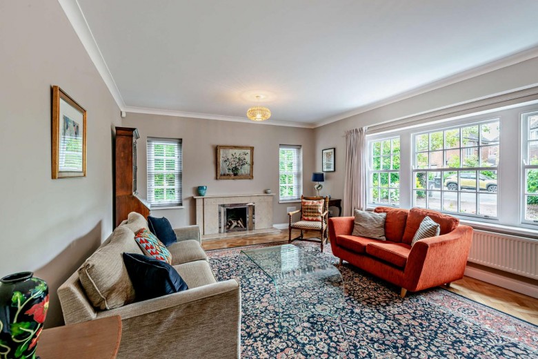 Click the photo for more details of Elmsleigh Avenue, Stoneygate, Leicester