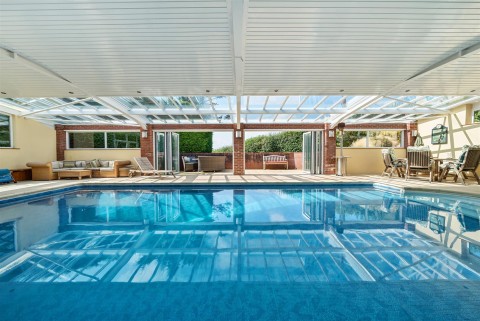 Click the photo for more details of Eastacombe, Barnstaple