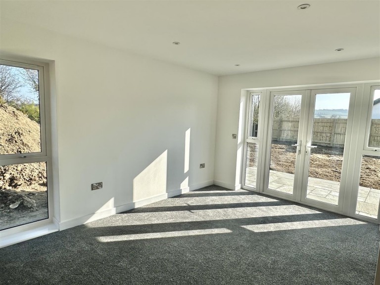 Images for Four Oaks Close, Landkey, Barnstaple