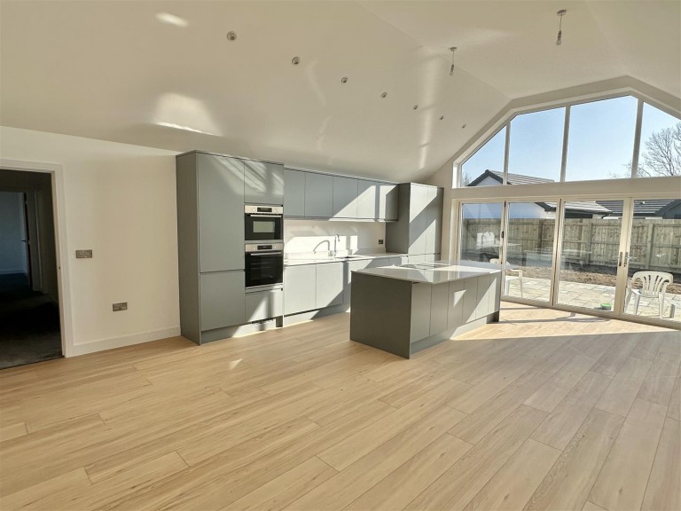Images for Four Oaks Close, Landkey, Barnstaple
