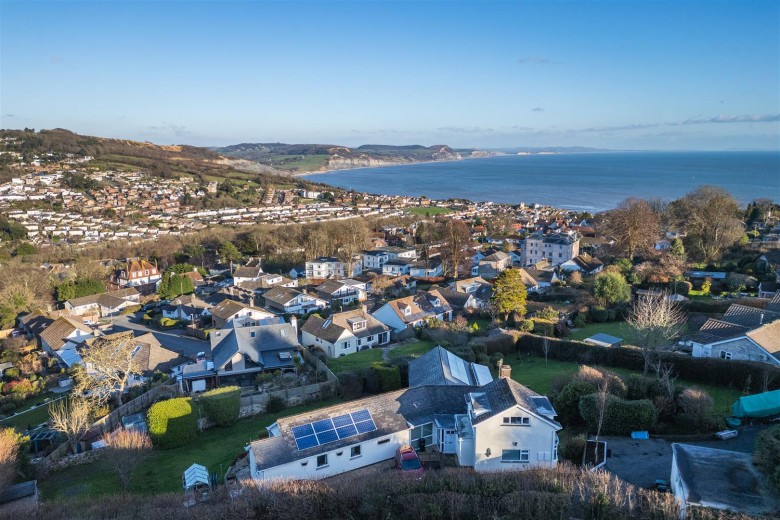 Click the photo for more details of Clappentail Lane, Lyme Regis