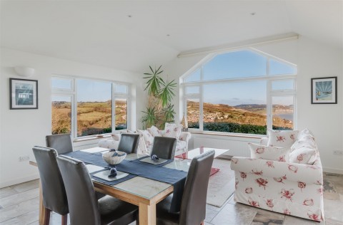 Click the photo for more details of Clappentail Lane, Lyme Regis