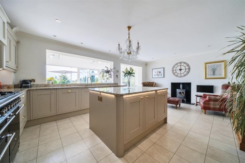 Click the photo for more details of Mary Tavy, Tavistock